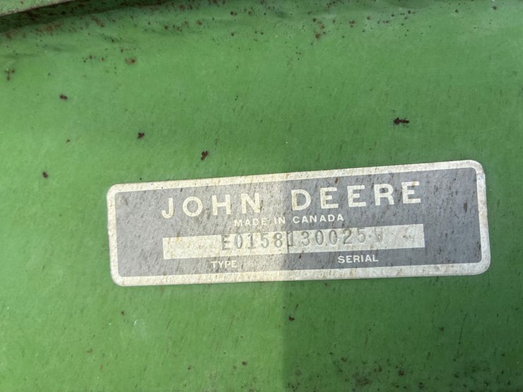 john-deere-158-image-2