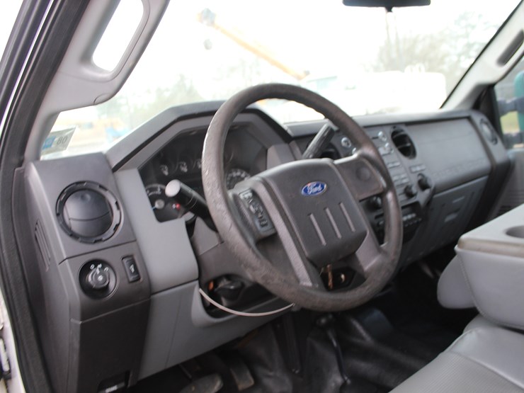 2015-ford-f350-image-9