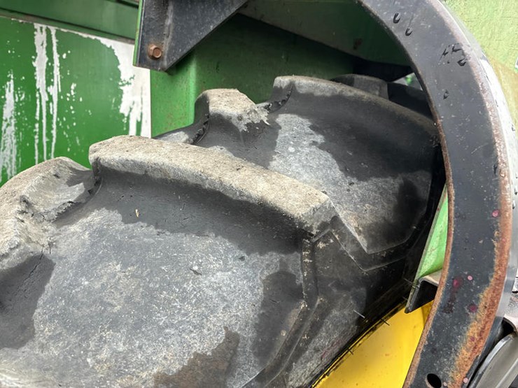 1993-john-deere-6500-image-34