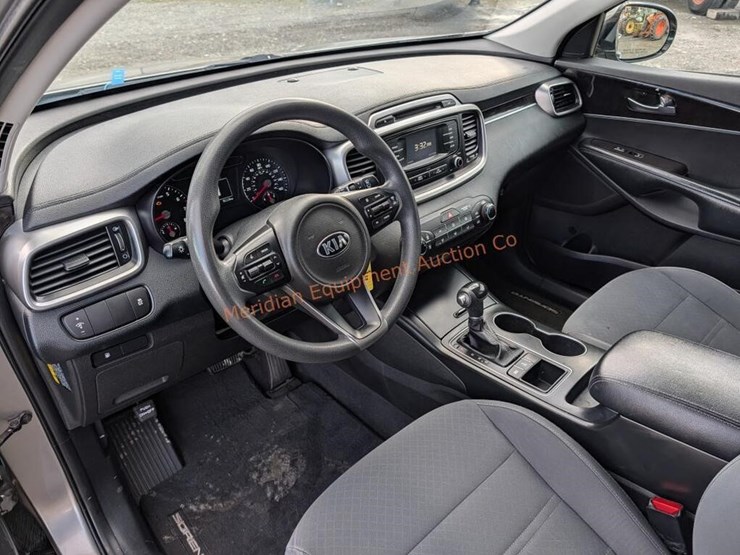 2018-kia-sorento-image-16