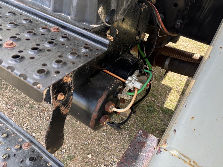 2007-international-4300-image-23