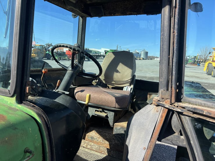 john-deere-4230-image-19