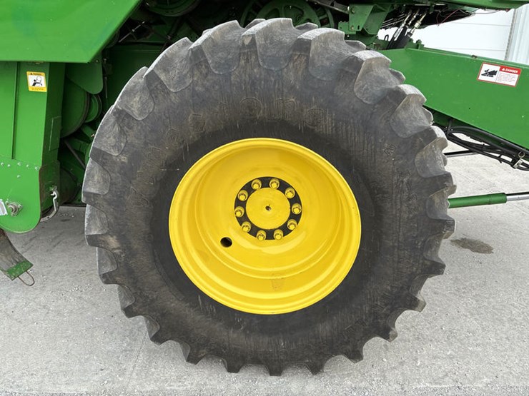 1990-john-deere-9500-image-32