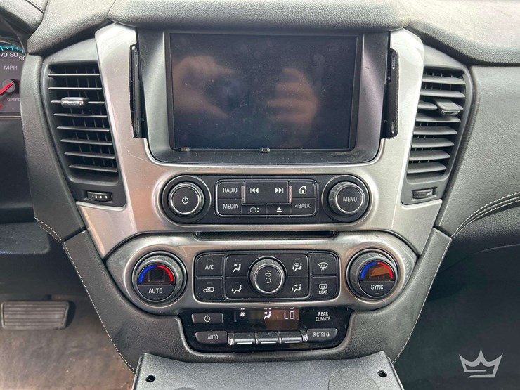 2020-chevrolet-tahoe-image-16