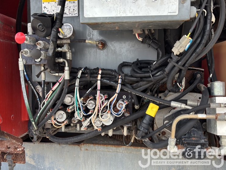 2017-skyjack-sj63aj-image-32