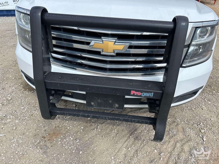 2020-chevrolet-tahoe-image-23