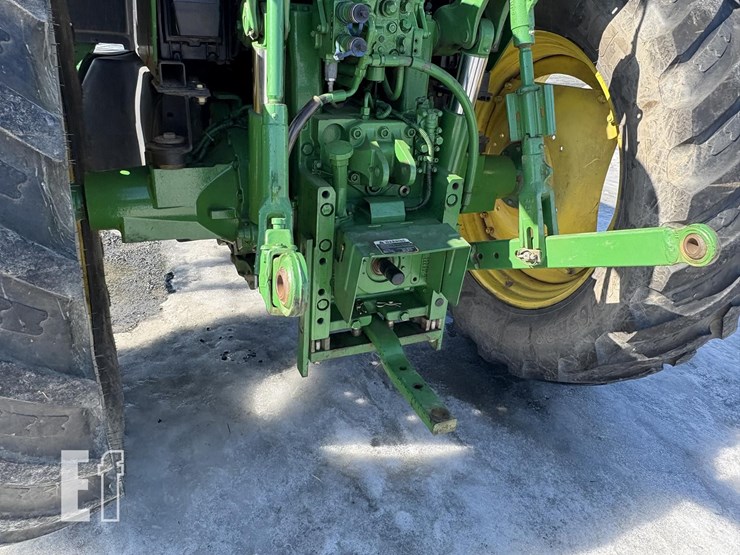 2011-john-deere-7130-image-18