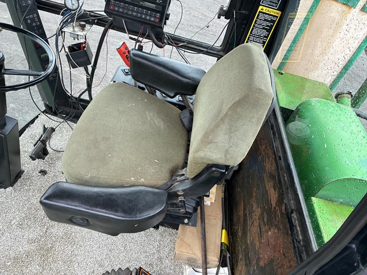 1993-john-deere-6500-image-50