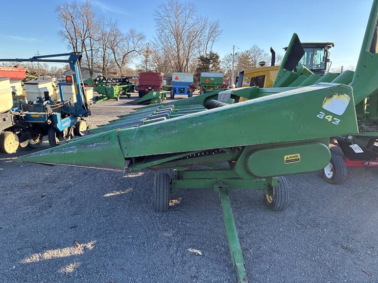 john-deere-843-image-14