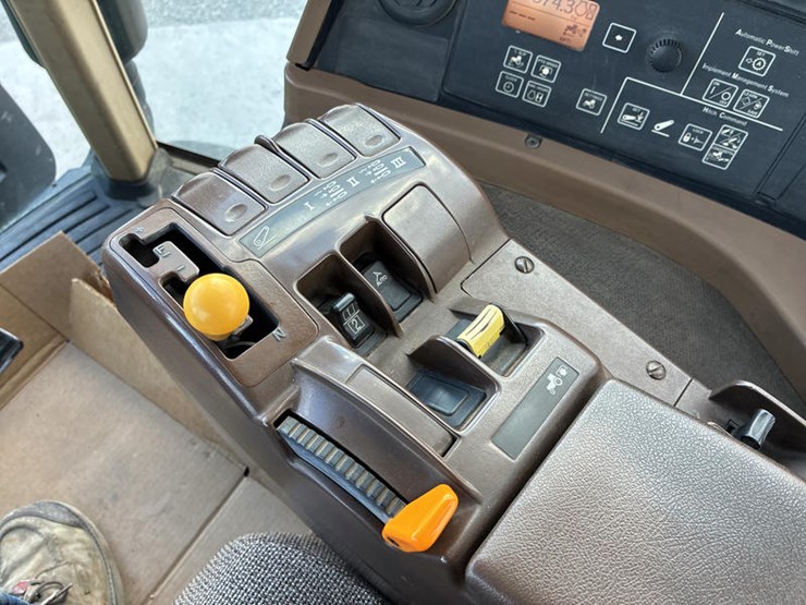 2006-john-deere-8430-image-74