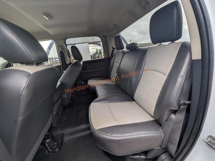 2011-dodge-ram-4500-image-22