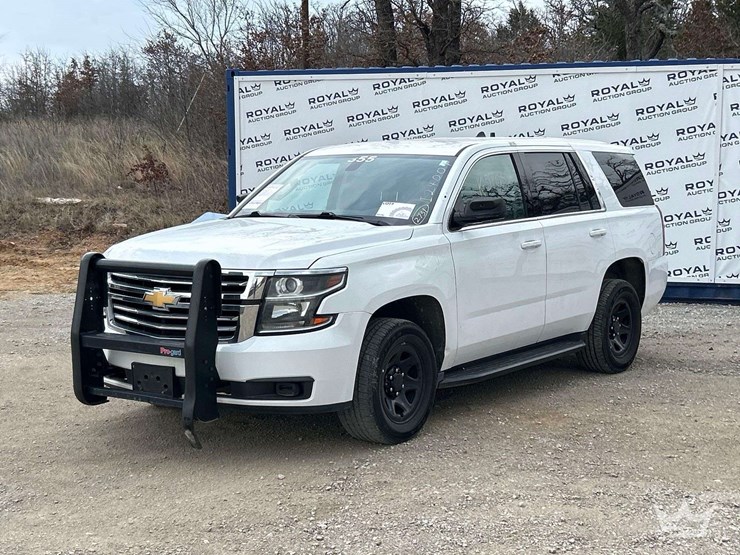 2020-chevrolet-tahoe-image-1