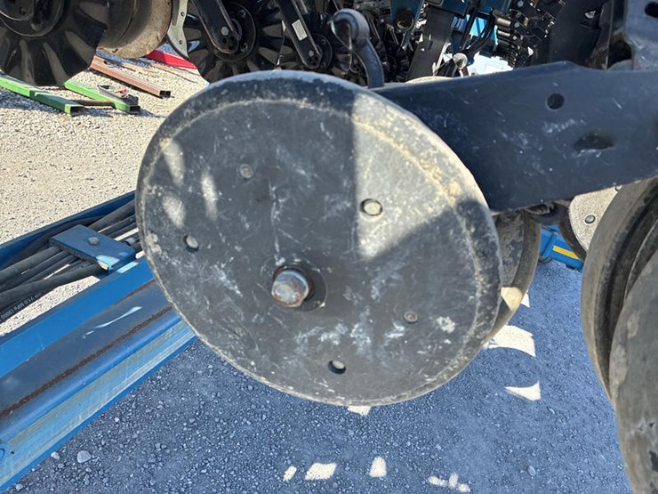 2006-kinze-3600-image-13