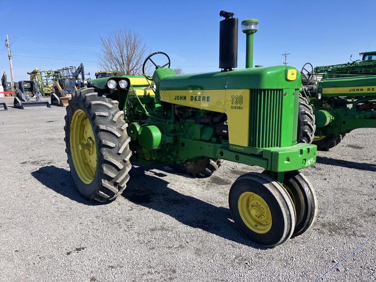 john-deere-730-image-2