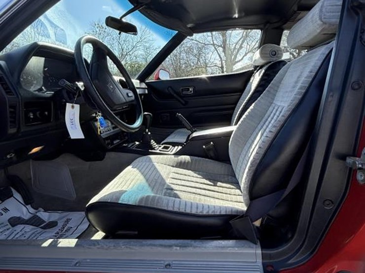 #331-•-1983-nissan-datsun-280zx-image-19