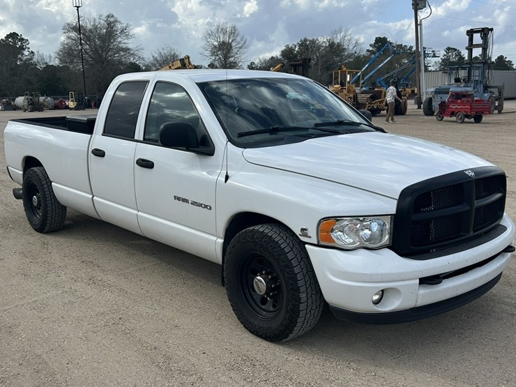 2003-dodge-ram-2500-image-8