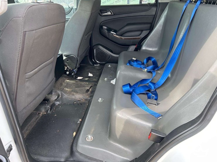 2020-chevrolet-tahoe-image-21