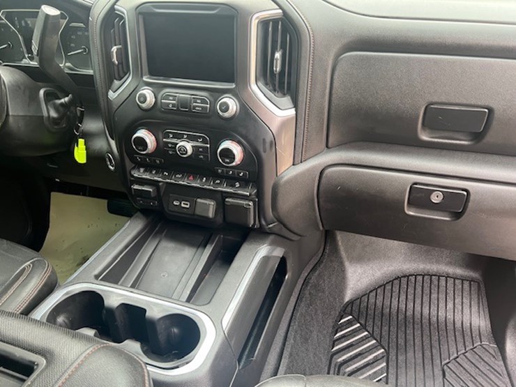 2020-gmc-sierra-2500-image-8