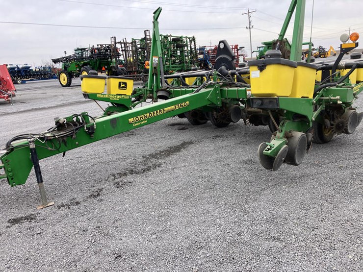 john-deere-1760-image-1