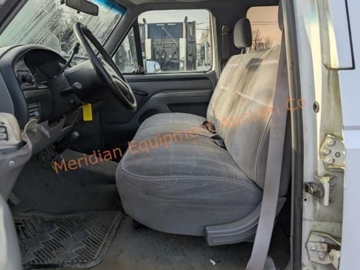 1995-ford-f350-xlt-image-16