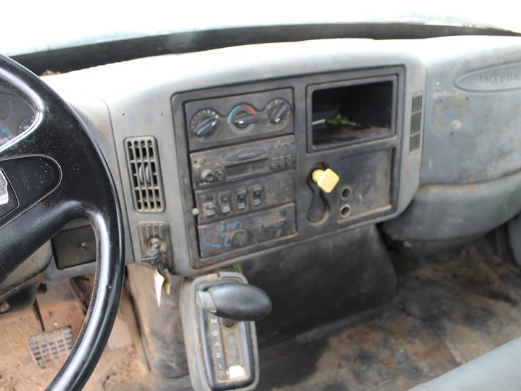 2006-international-4300-image-12