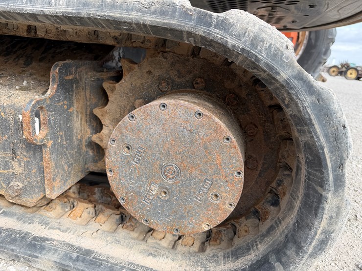 2019-case-cx57c-image-16