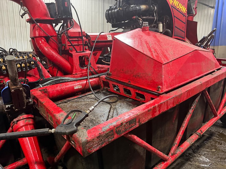 2017-nuhn-lagoon-crawler-image-15