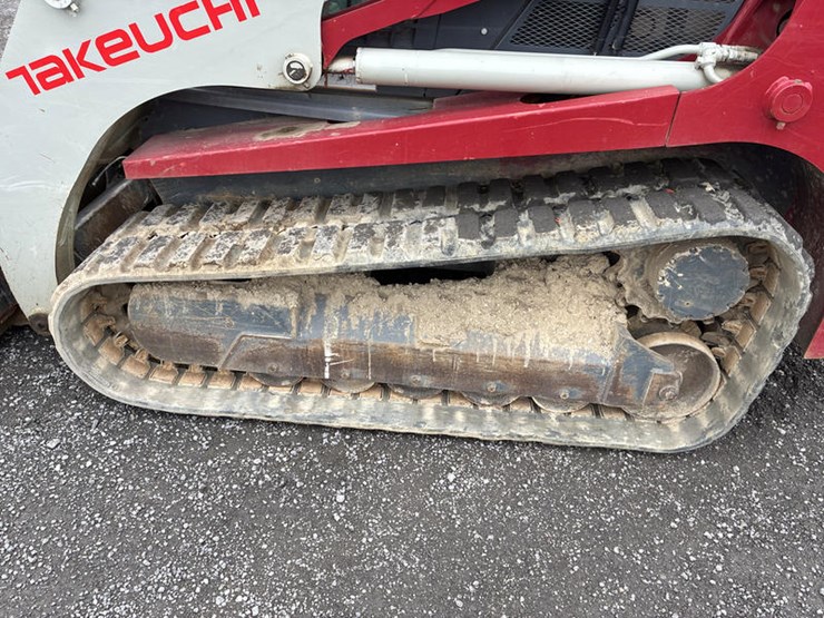 takeuchi-tl250-image-36