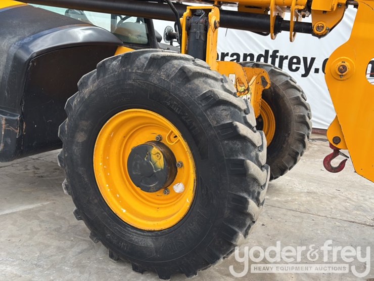 2017-jcb-509-42-image-10