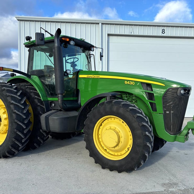 2006 JOHN DEERE 8430