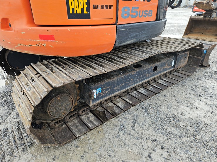 2018-hitachi-zx85usb-5-image-18