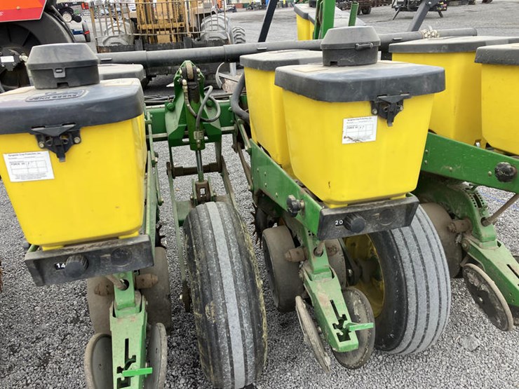 john-deere-1760-image-15