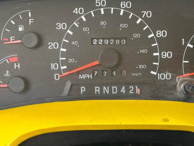 2007-ford-f650-image-13