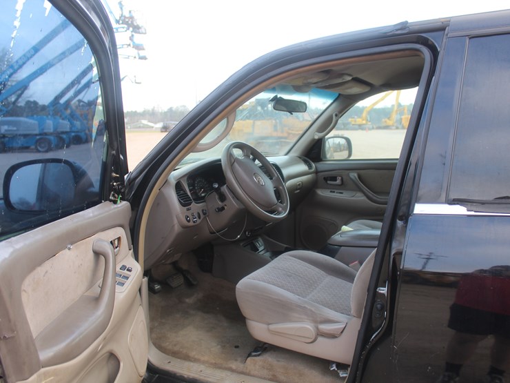 2006-toyota-tundra-image-8