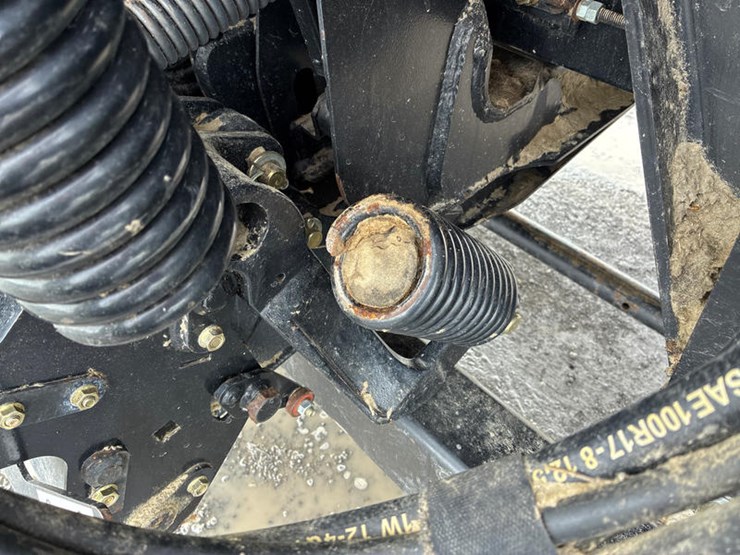 2012-mac-don-fd70-image-33