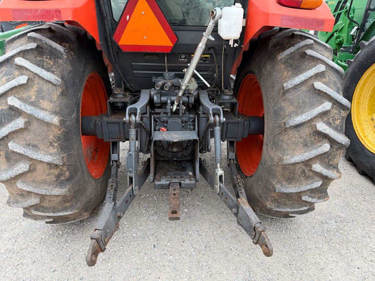 2007-kubota-m8540-image-16