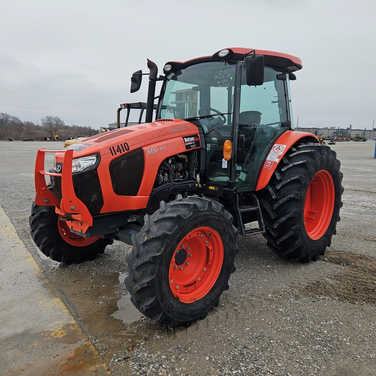 2020 KUBOTA M5-111