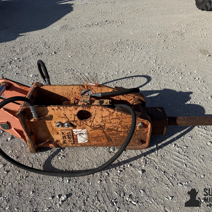 NPK E-204 Hydraulic Breaker