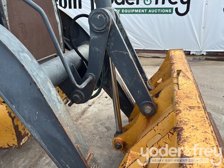 2018-deere-310l-image-20