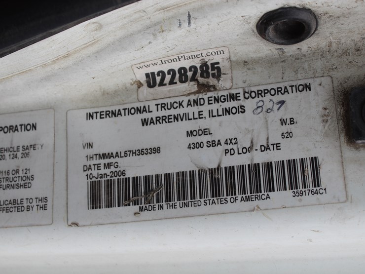 2006-international-4300-image-17