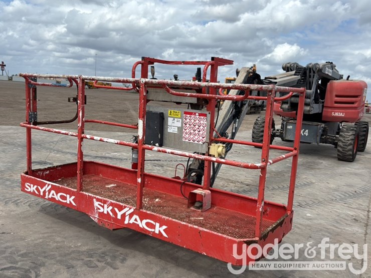 2017-skyjack-sj63aj-image-37