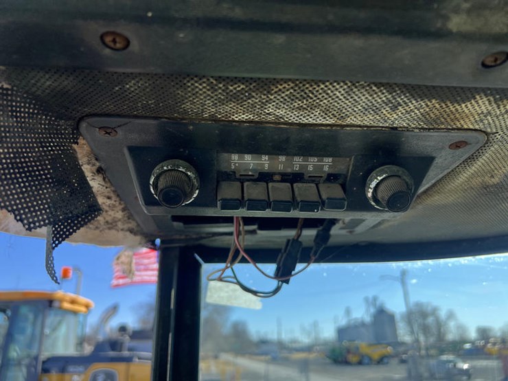 john-deere-4230-image-26