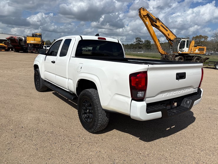 2022-toyota-tacoma-image-4