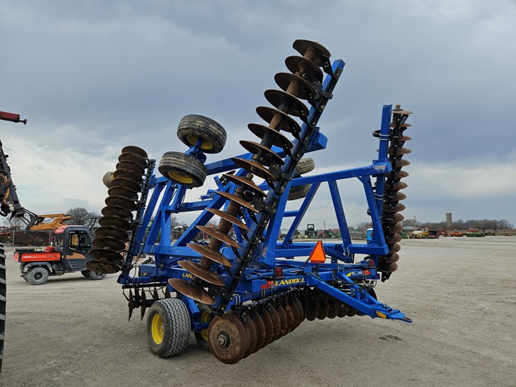 2013-landoll-6230-33-image-9