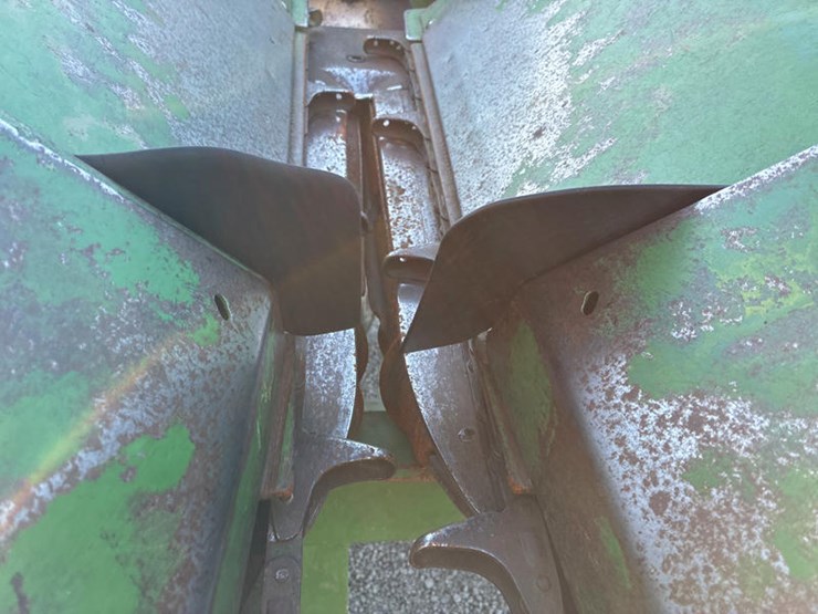 john-deere-843-image-18