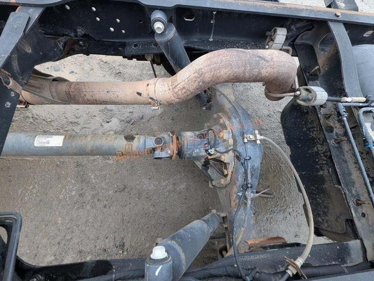 2011-dodge-ram-4500-image-15