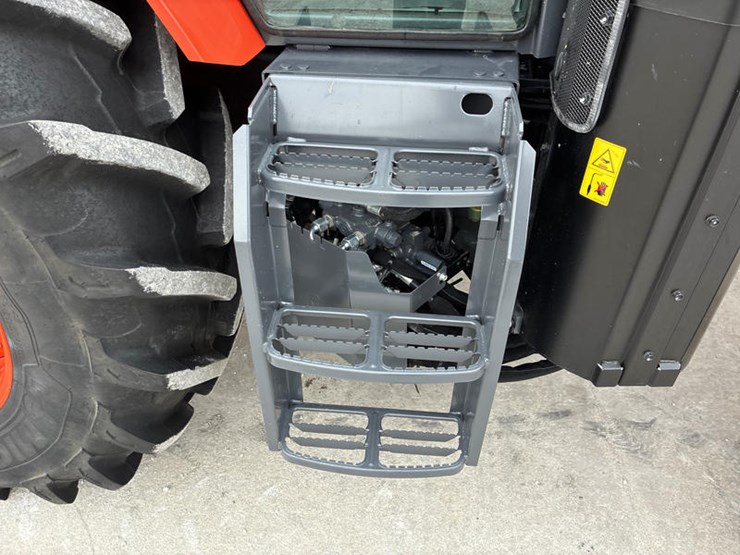 2024-kubota-m6-131-image-33