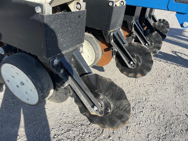 2010-kinze-3000-image-20