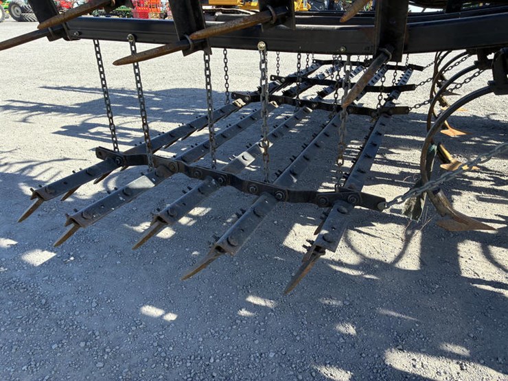 case-ih-200-image-12