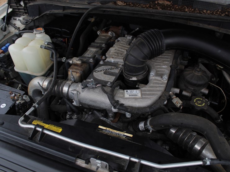 2017-nissan-titan-image-14